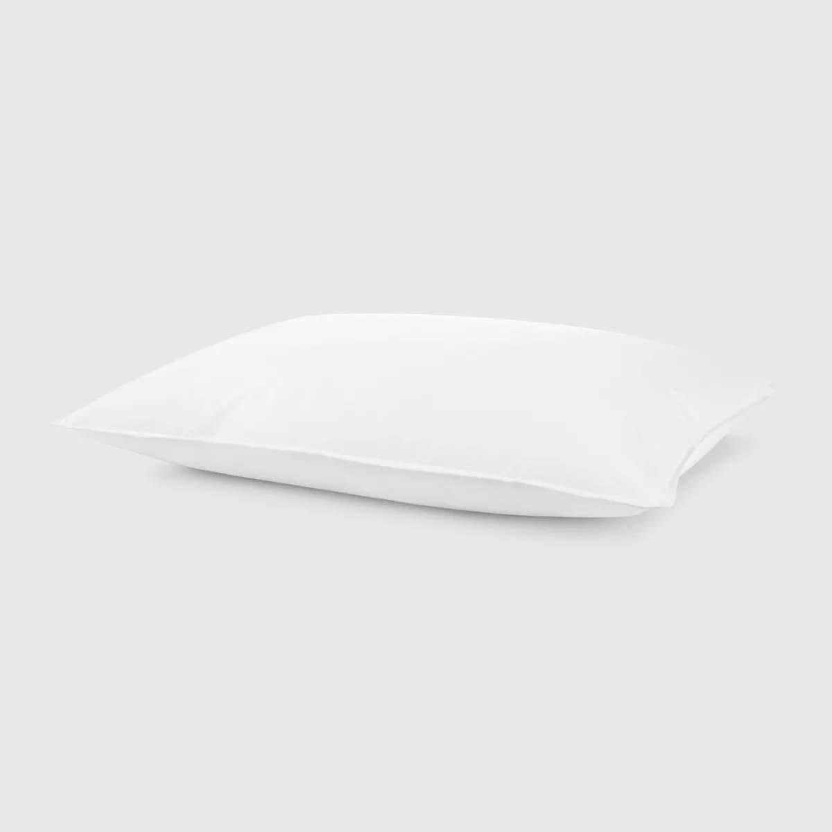 Down Alternative Hotel Pillow