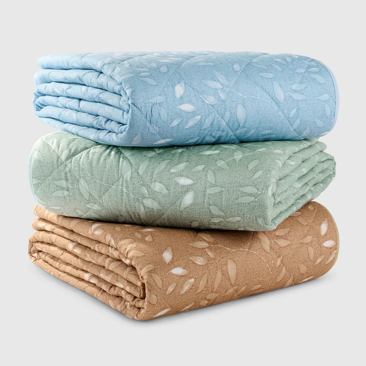 Quilted Foliage Pattern Bedspread